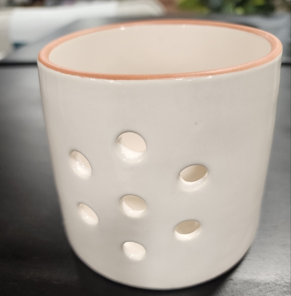 Rae Dunn "veggies" Cellar - Picture 2 of 3